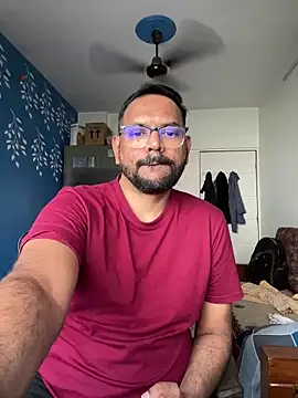 Snapshot of lovbombayduck11 chatting on 06-16-26, 09:56 lovbombayduck11 online show from 06-16-26, 09:56