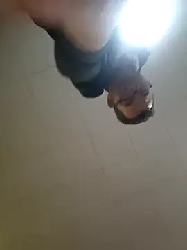 Snapshot of crissbadboy chatting on 10-09-25, 12:08 crissbadboy online show from 10-09-25, 12:08