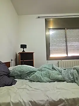 Snapshot of crissbadboy chatting on 02-10-26, 01:48 crissbadboy online show from 02-10-26, 01:48