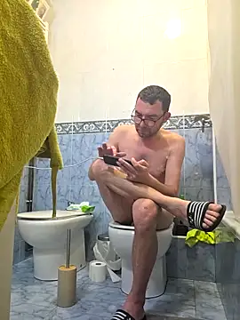 Snapshot of crissbadboy chatting on 02-26-26, 04:55 crissbadboy online show from 02-26-26, 04:55