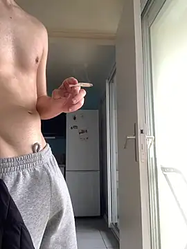 Snapshot of GuillaumebeauZizi chatting on 02-10-26, 10:08 GuillaumebeauZizi online show from 02-10-26, 10:08