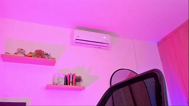 rose saenz online show from 11-21-25, 07:56