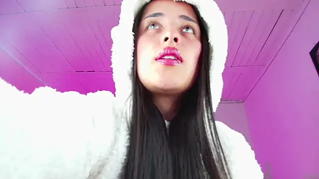 Snapshot of Andrex_Joness chatting on 10-24-25, 11:23 Andrex Joness online show from 10-24-25, 11:23