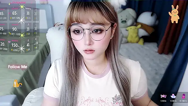 Snapshot of Sweet-18wanwan chatting on 09-25-25, 11:14 Sweet-18wanwan online show from 09-25-25, 11:14