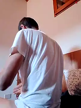 Snapshot of Anastasio33 chatting on 09-25-25, 05:33 Anastasio33 online show from 09-25-25, 05:33