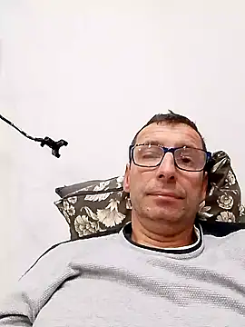 Snapshot of Anastasio33 chatting on 10-04-25, 01:25 Anastasio33 online show from 10-04-25, 01:25