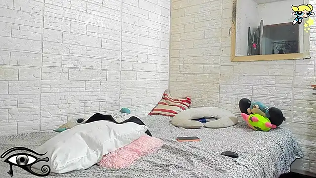 Snapshot of Thalia_sweetlust chatting on 09-12-25, 07:25 Thalia sweetlust online show from 09-12-25, 07:25