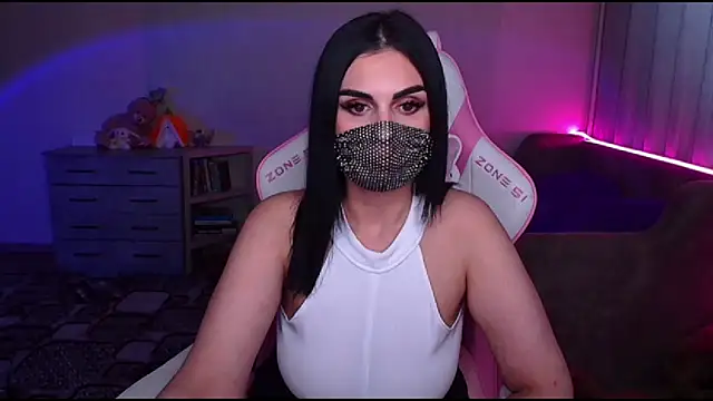   Yasmina   online show from 03-10-25, 07:21