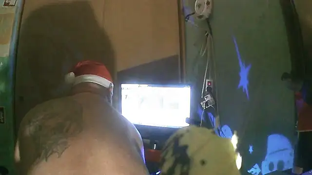 Snapshot of perversalus chatting on 01-07-26, 04:42 perversalus online show from 01-07-26, 04:42