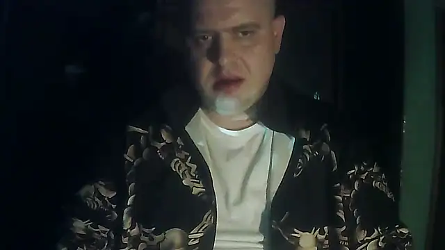 Snapshot of perversalus chatting on 02-06-26, 06:33 perversalus online show from 02-06-26, 06:33