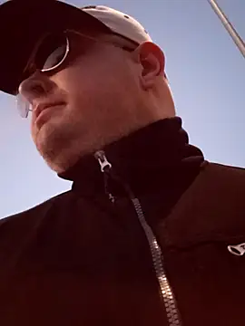 Snapshot of perversalus chatting on 03-10-26, 04:45 perversalus online show from 03-10-26, 04:45