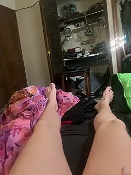 Everlyrose27 online show from 01-28-25, 10:12