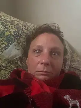 Everlyrose27 online show from 09-24-25, 05:16