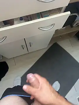 Snapshot of Mecchaud06 chatting on 09-29-25, 12:54 Mecchaud06 online show from 09-29-25, 12:54