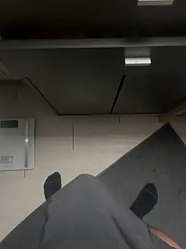 Snapshot of Mecchaud06 chatting on 02-15-26, 04:36 Mecchaud06 online show from 02-15-26, 04:36