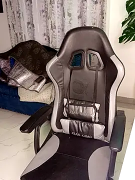 Snapshot of rosey_cheeks chatting on 10-23-25, 03:50 rosey cheeks online show from 10-23-25, 03:50