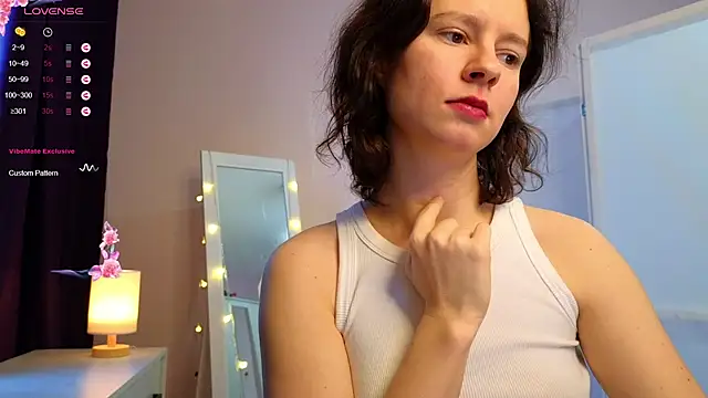 Snapshot of Dana_Magicall chatting on 01-19-25, 11:34 Dana Magicall online show from 01-19-25, 11:34