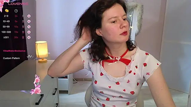 Snapshot of Dana_Magicall chatting on 10-11-25, 12:26 Dana Magicall online show from 10-11-25, 12:26