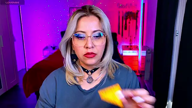 blackwidow s1 online show from 04-18-26, 05:50