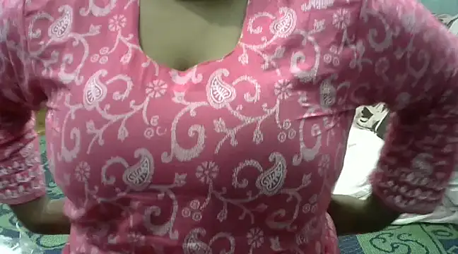 Snapshot of cutegirl_1212 chatting on 01-26-25, 02:19 cutegirl 1212 online show from 01-26-25, 02:19