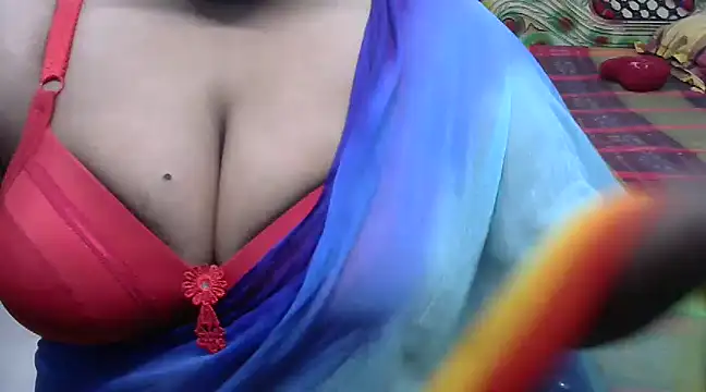 Snapshot of cutegirl_1212 chatting on 02-28-25, 03:04 cutegirl 1212 online show from 02-28-25, 03:04