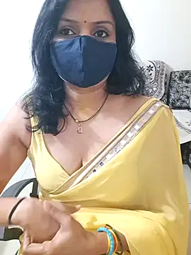 Snapshot of khushikhushi chatting on 02-08-25, 04:47 khushikhushi online show from 02-08-25, 04:47