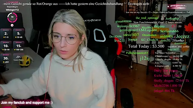 Lisaonthemoon online show from 11-30-25, 02:48