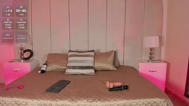 Snapshot of Ithan_sammy chatting on 01-27-25, 01:19 Ithan sammy online show from 01-27-25, 01:19