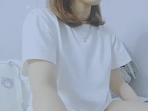 Linh diudang online show from 09-18-25, 02:02