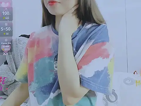 Linh diudang online show from 11-18-25, 02:50