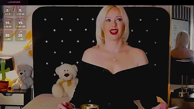 OliviaShaw23 online show from 12-13-25, 08:58