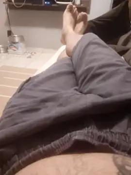 Snapshot of dredre1069 chatting on 03-27-26, 02:06 dredre1069 online show from 03-27-26, 02:06