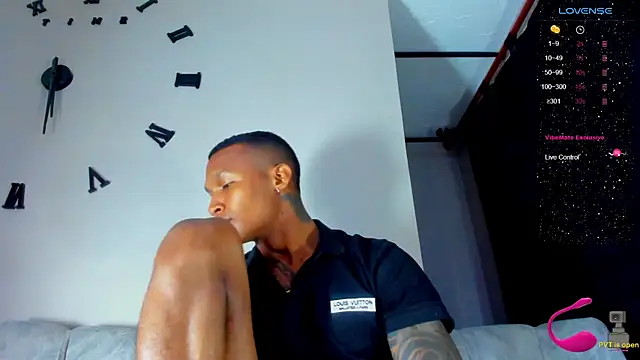 esteveen ortegas  online show from 12-14-24, 07:29