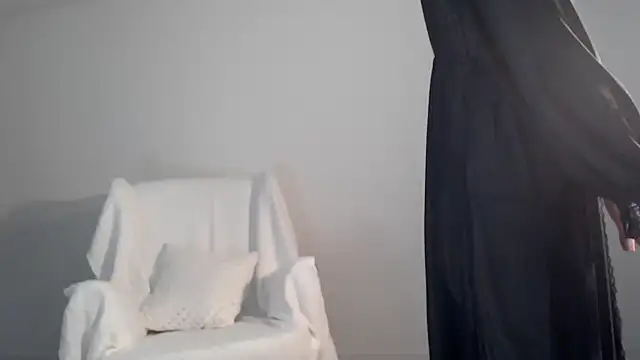 Lily 0000 online show from 02-25-25, 07:25