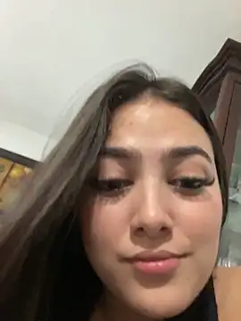 Snapshot of lili_turner chatting on 01-01-25, 02:41 lili turner online show from 01-01-25, 02:41