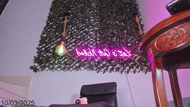 Snapshot of Brianna_Stars chatting on 03-11-25, 01:05 Brianna Stars online show from 03-11-25, 01:05