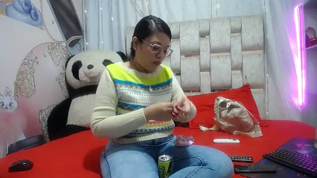 KEYRA-MILLER- online show from 04-01-26, 02:45