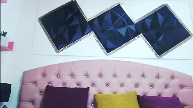 andrea safeira doll online show from 11-18-25, 05:06