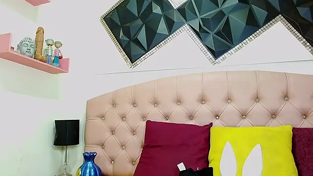 andrea safeira doll online show from 02-12-26, 01:28