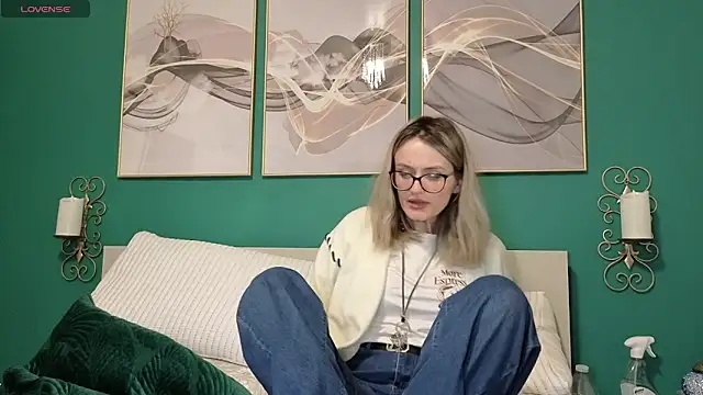 hotjessyca online show from 05-01-26, 07:29