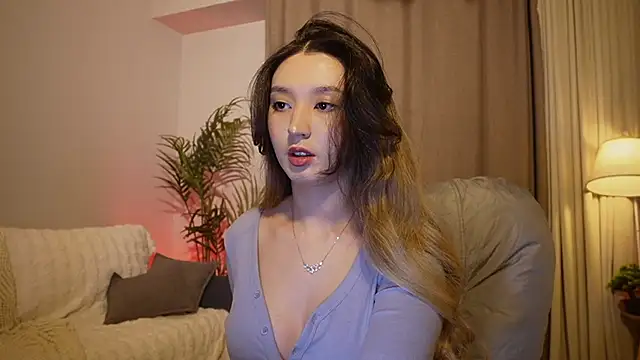 Snapshot of Sarasuo1 chatting on 10-10-25, 03:11 Sarasuo1 online show from 10-10-25, 03:11