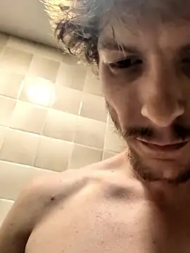 Snapshot of Dogz_n_daugthers chatting on 12-03-24, 07:54 Dogz n daugthers online show from 12-03-24, 07:54