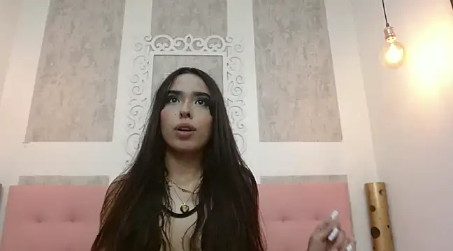 Cloeandtyfanny online show from 03-03-25, 09:33