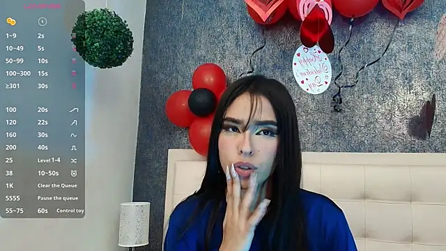 Cloeandtyfanny online show from 02-17-26, 01:35