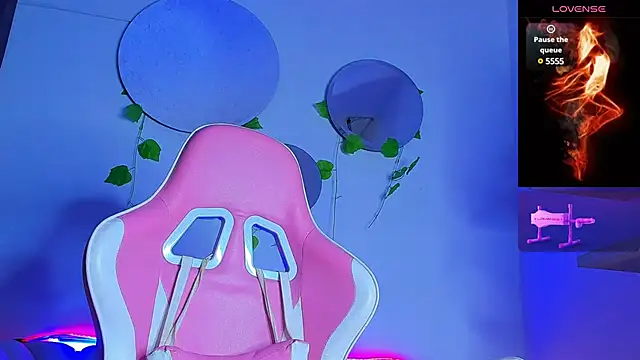 Issac james  online show from 01-26-25, 08:36