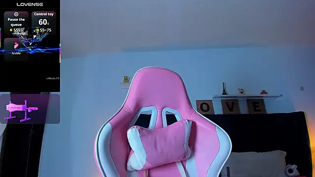 Issac james  online show from 10-03-25, 04:31