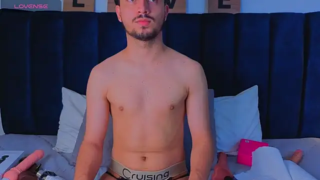 Issac james  online show from 03-29-26, 03:39