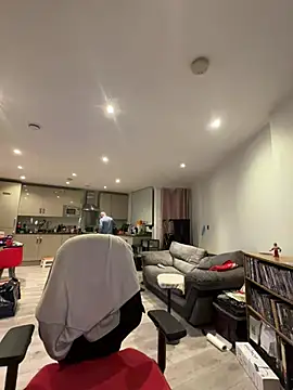 LondonTeffy online show from 03-30-26, 09:05