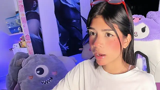 Snapshot of cutestephuwu chatting on 03-08-25, 01:17 cutestephuwu online show from 03-08-25, 01:17