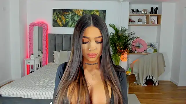 Fancy Jenn online show from 01-25-25, 06:35